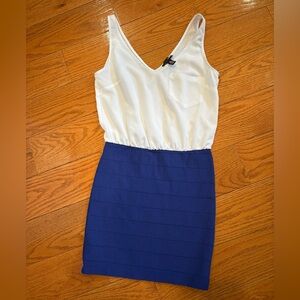 AQUA Colorblock Mini Dress Blue White V-Neck Pocket Small